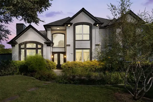 3015 Forestwood Drive, Arlington, TX 76006