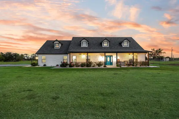 6880 County Road 4042, Kemp, TX 75143