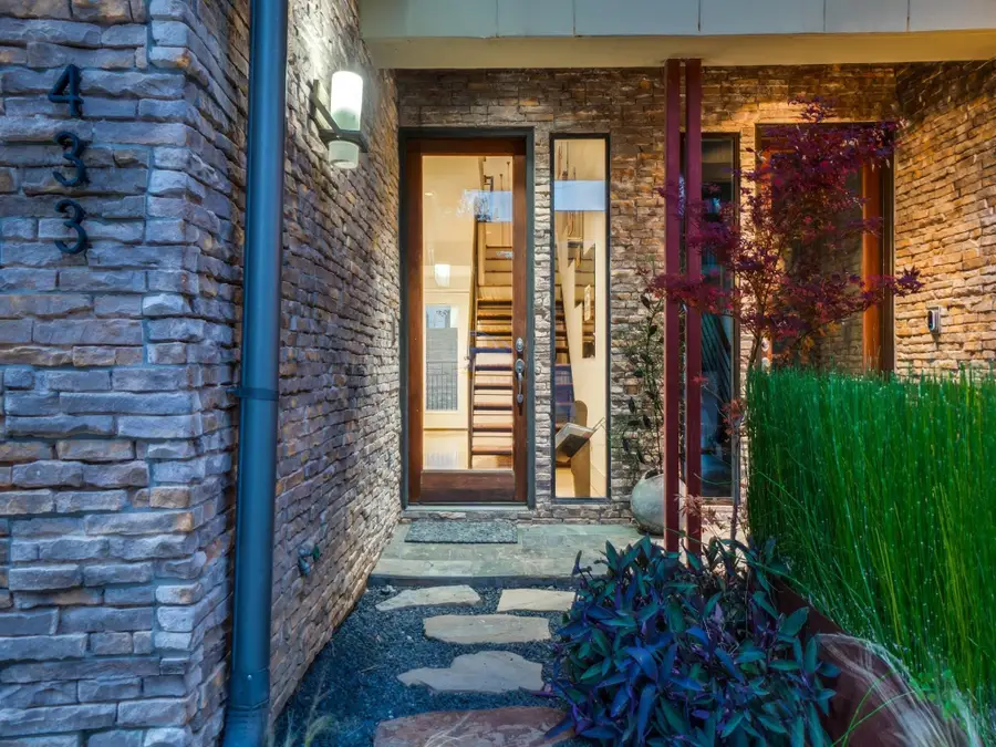 433 Trinity River Circle, Dallas, TX 75203 - #2