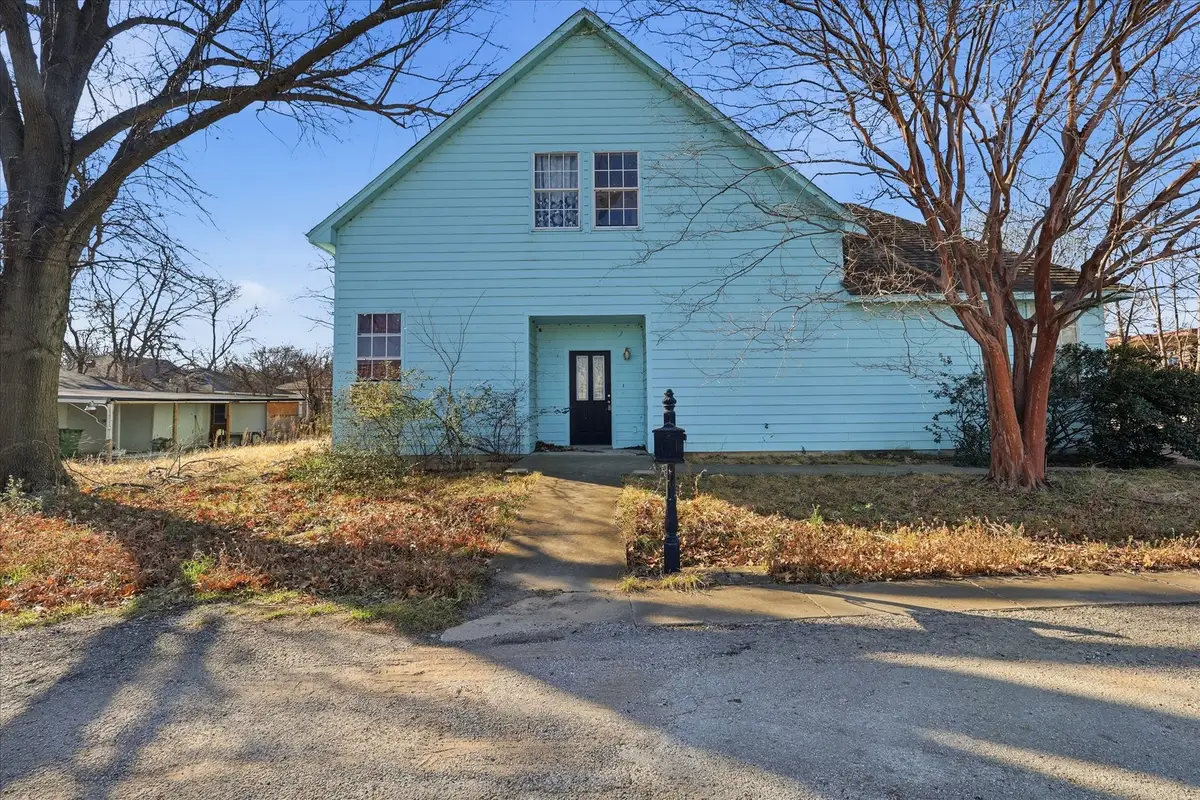 730 Summers Lane, Lake Dallas, TX 75065 - #1