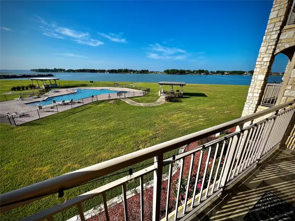 9900 Northshore Boulevard #3202, Corsicana, TX 75109