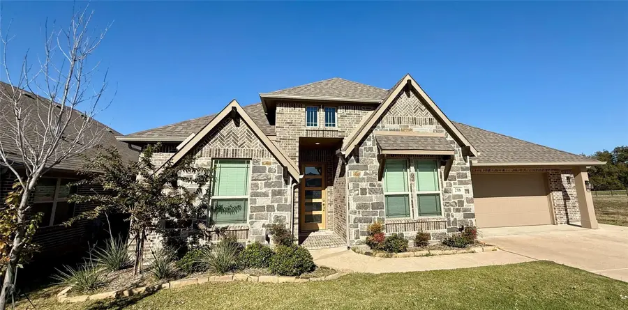 218 Oakcrest Drive, Justin, TX 76247 - #2