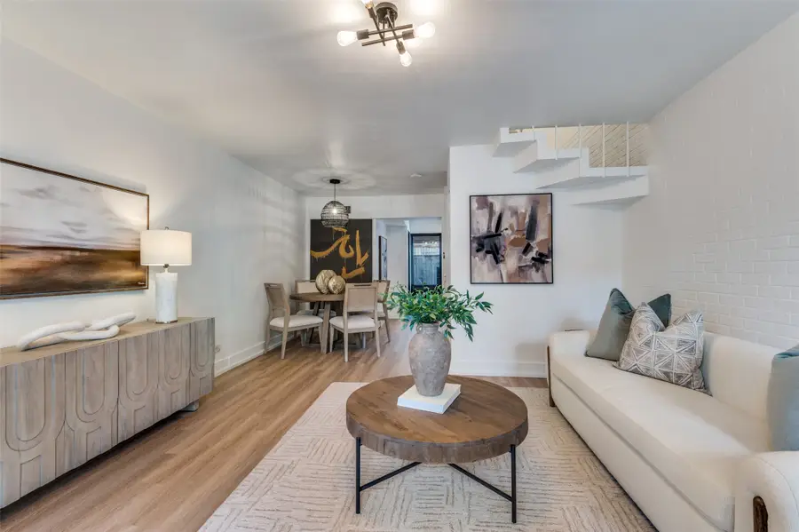 3609 Hawthorne Avenue, Dallas, TX 75219 - #3