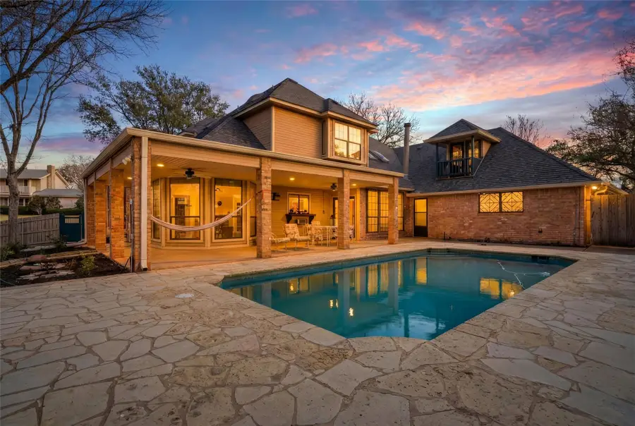 804 Wooded Crest Drive, Woodway, TX 76712 - #2