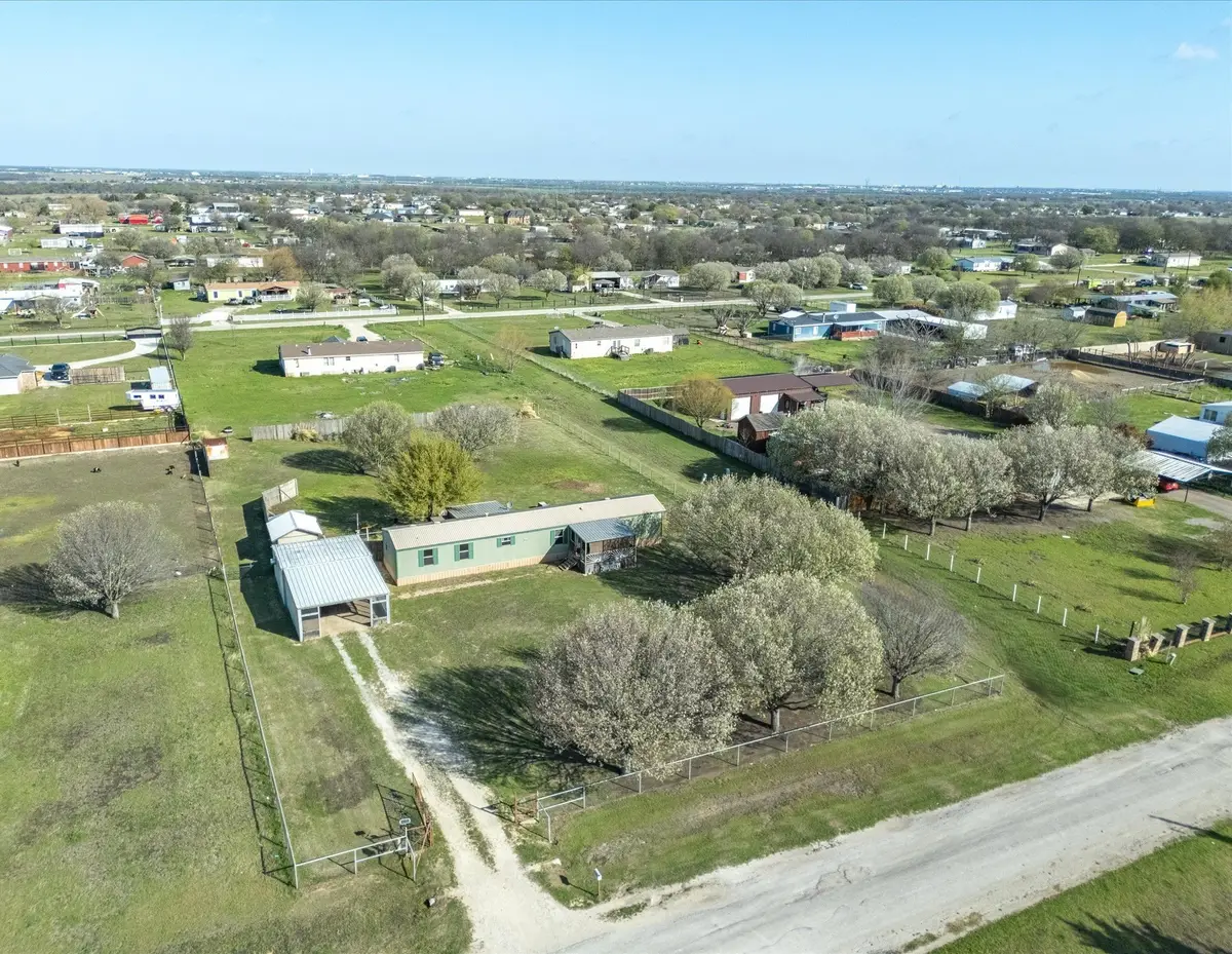 11205 Pikes Peak, Venus, TX 76084 - #1