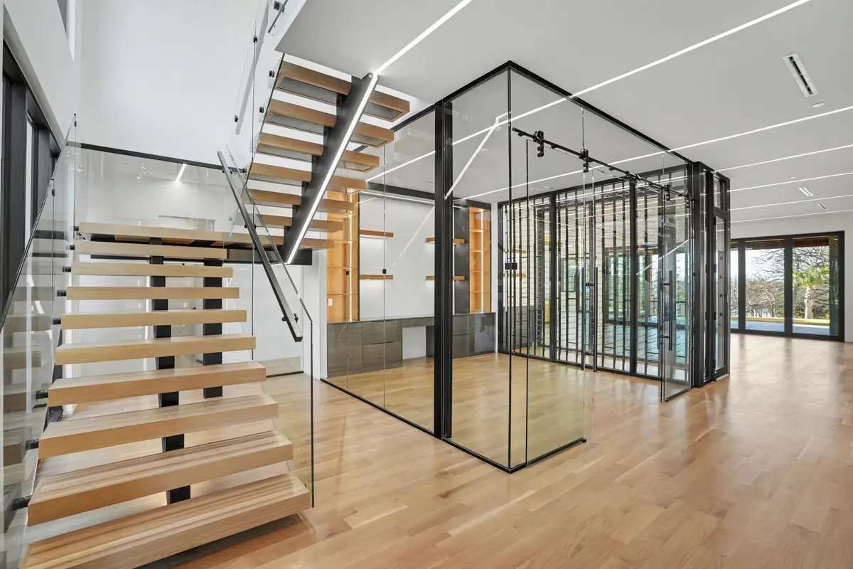 9457 Waterview Road, Dallas, TX 75218 - #1