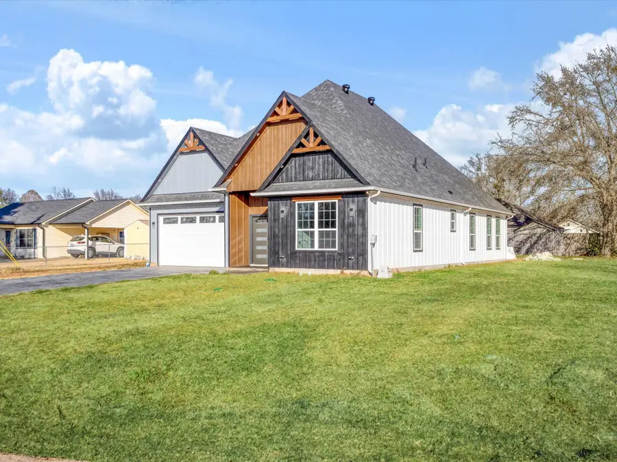 123 Cedar Bend Drive, Trinidad, TX 75163 - #2