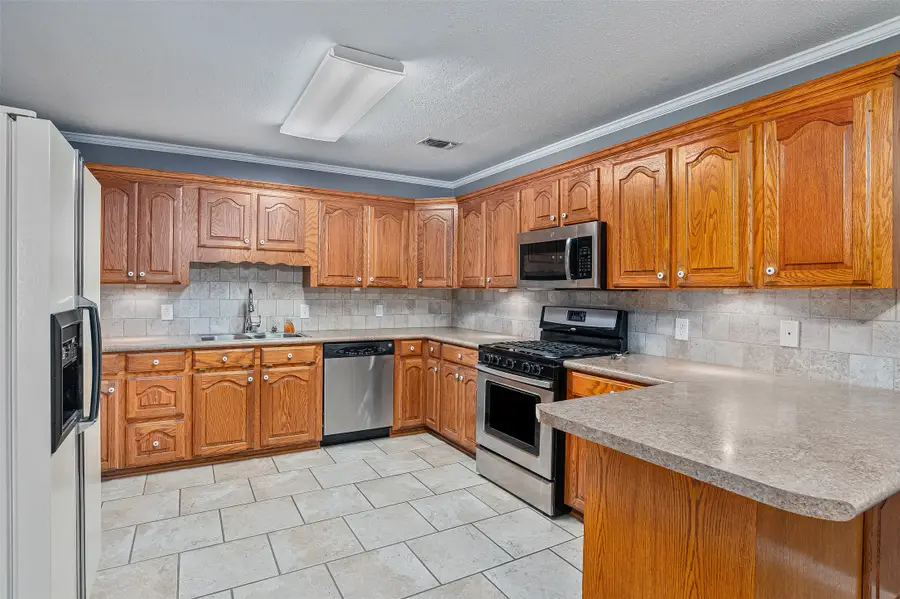 8533 Meadow Parkway Drive, Shreveport, LA 71108 - #3