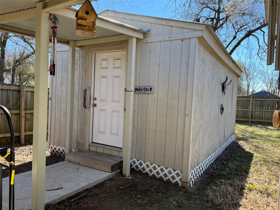 2010 Kyle Drive, Paris, TX 75460 - #3