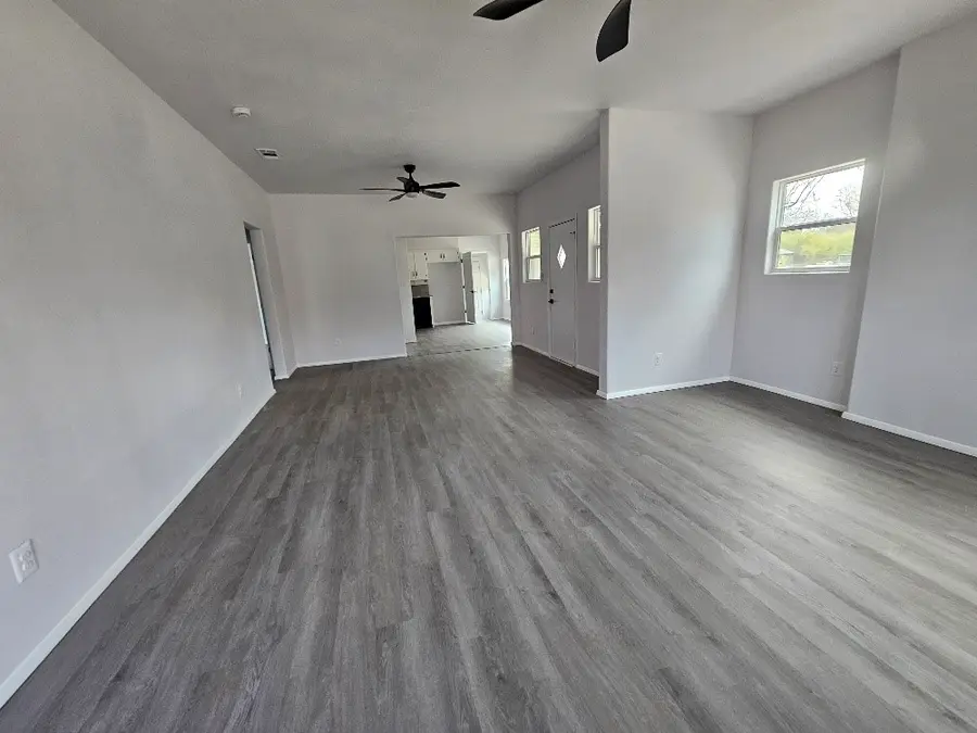 217 W Heard Street, Cleburne, TX 76033 - #3