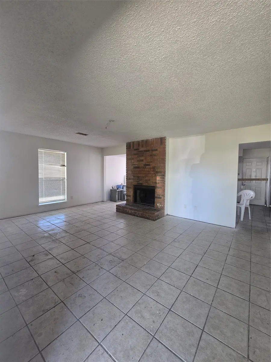 702 Westover Drive, Lancaster, TX 75134 - #2