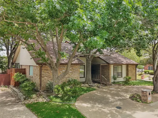 202 Rainbow Circle, Rockwall, TX 75032