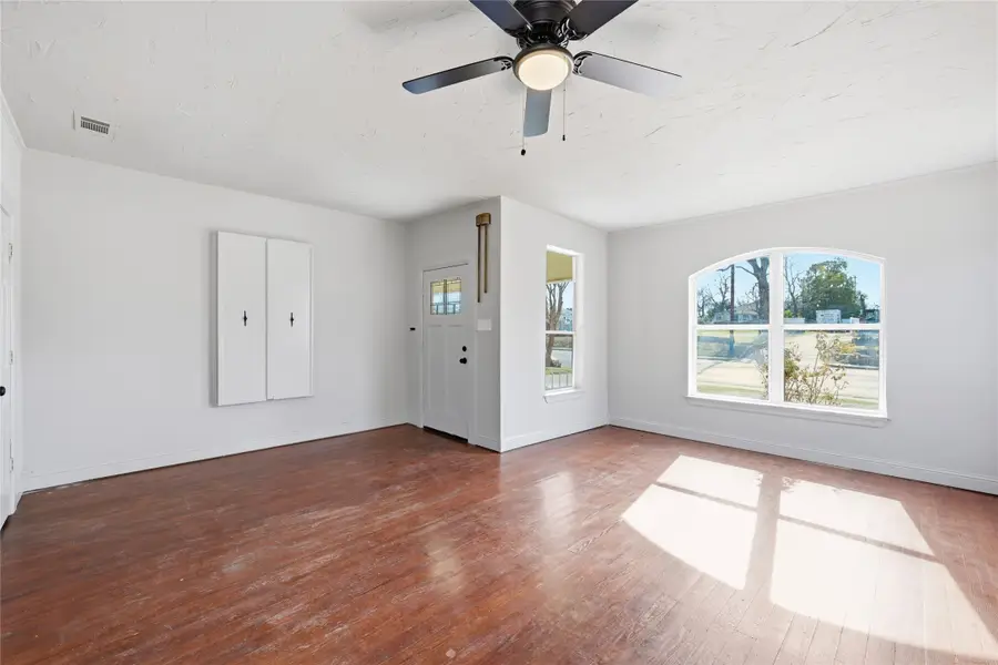 1215 N 18th Street, Waco, TX 76707 - #3