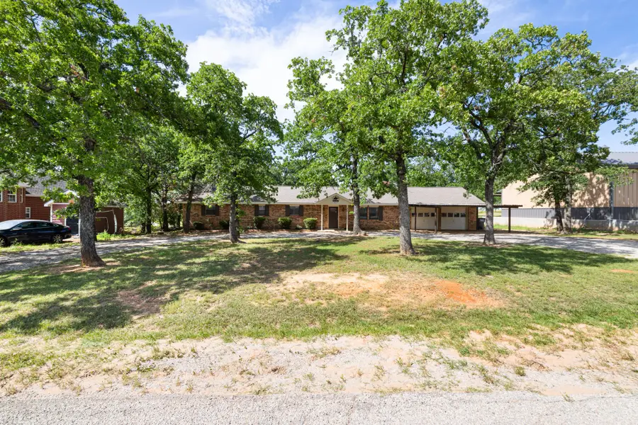 818 Country Club Road, Bowie, TX 76230 - #3