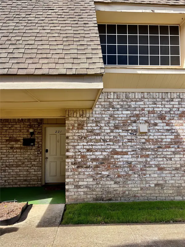 221 Trellis Place #221, Richardson, TX 75081