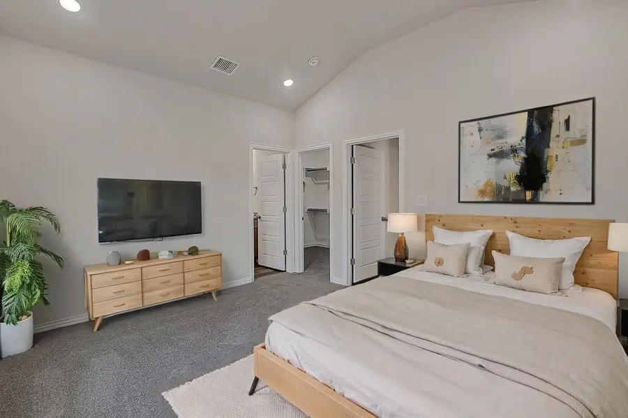 1649 E Terrell Avenue, Fort Worth, TX 76104 - #3