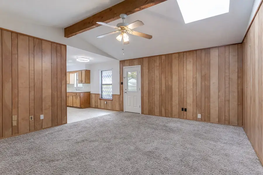 914 W Avenue F, Garland, TX 75040 - #2