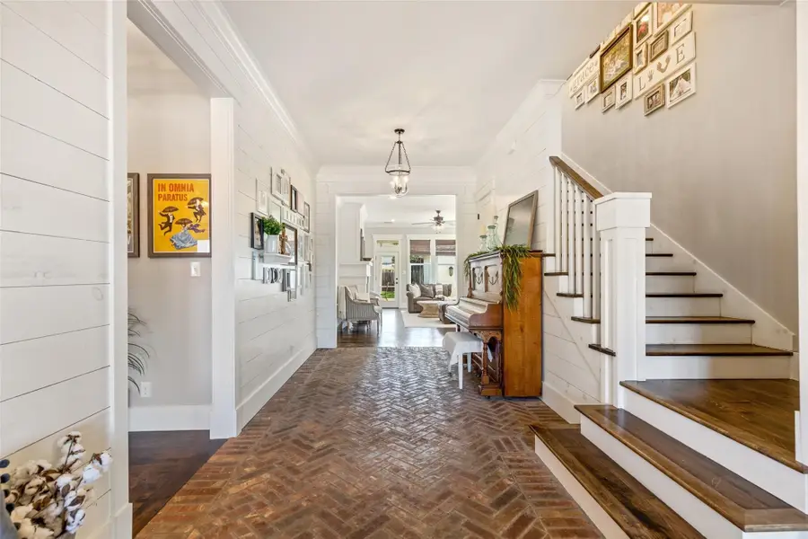 1109 E Oakdale Road, Irving, TX 75060 - #3