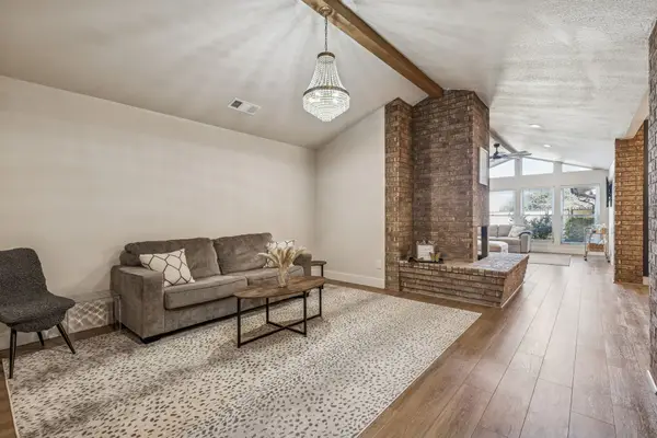 4512 Ranch View Road, Fort Worth, TX 76109