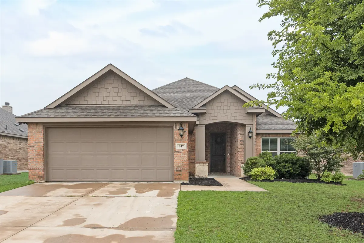 247 Old Settlers Trail, Waxahachie, TX 75167 - #1