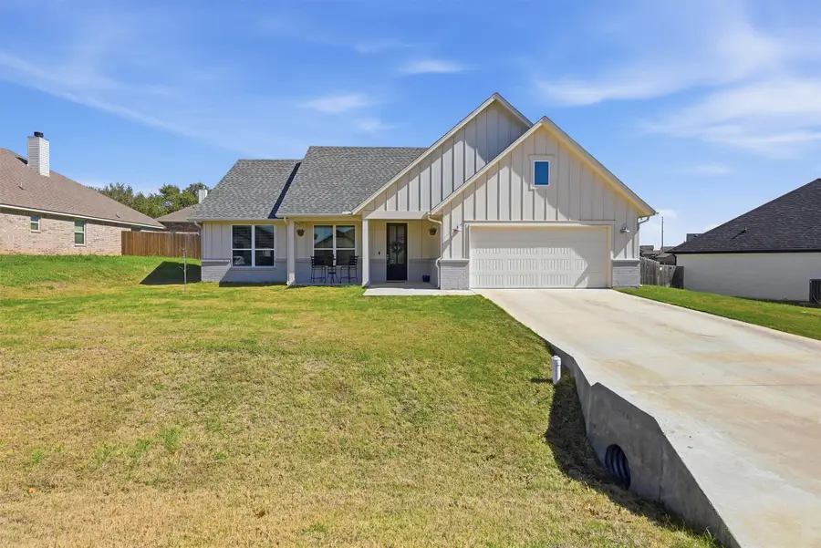 4004 Gallivant Drive, Granbury, TX 76049 - #2