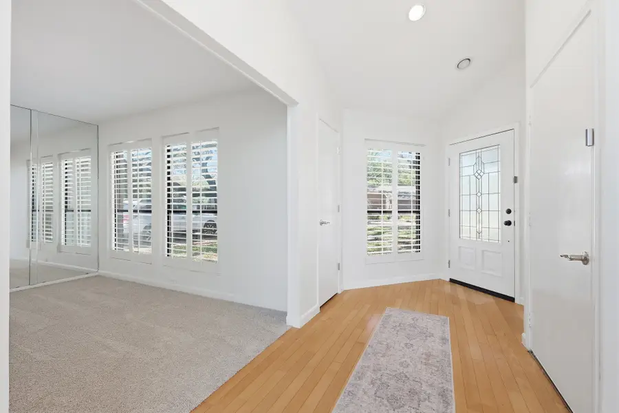 3718 Wooded Creek Drive, Farmers Branch, TX 75244 - #3