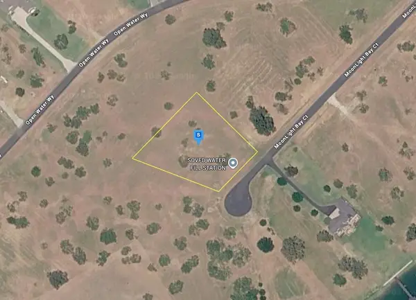 9030 Moonlight Bay Court, Streetman, TX 75859