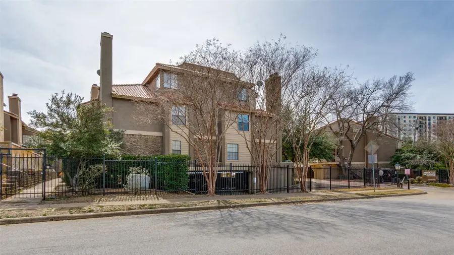 5200 Martel Avenue #3N, Dallas, TX 75206 - #2