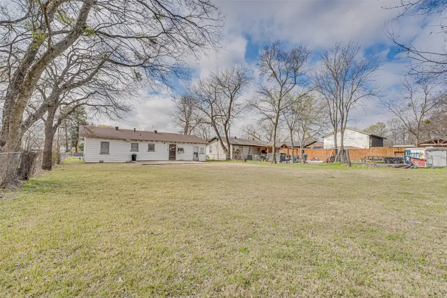 9631 Silver Meadow Drive, Dallas, TX 75217 - #3