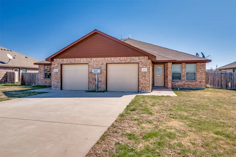 614 N 6th Street, Gunter, TX 75058 - #2