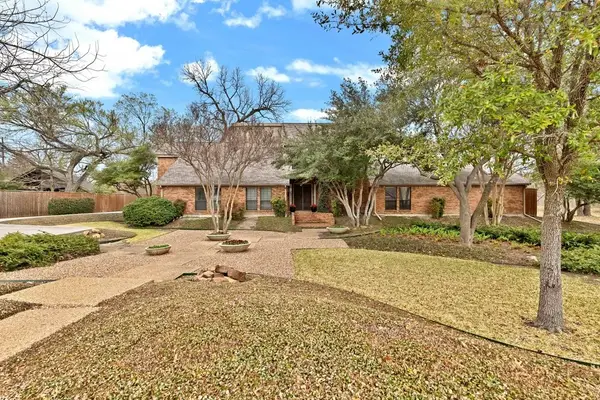 11622 Valleydale Drive, Dallas, TX 75230