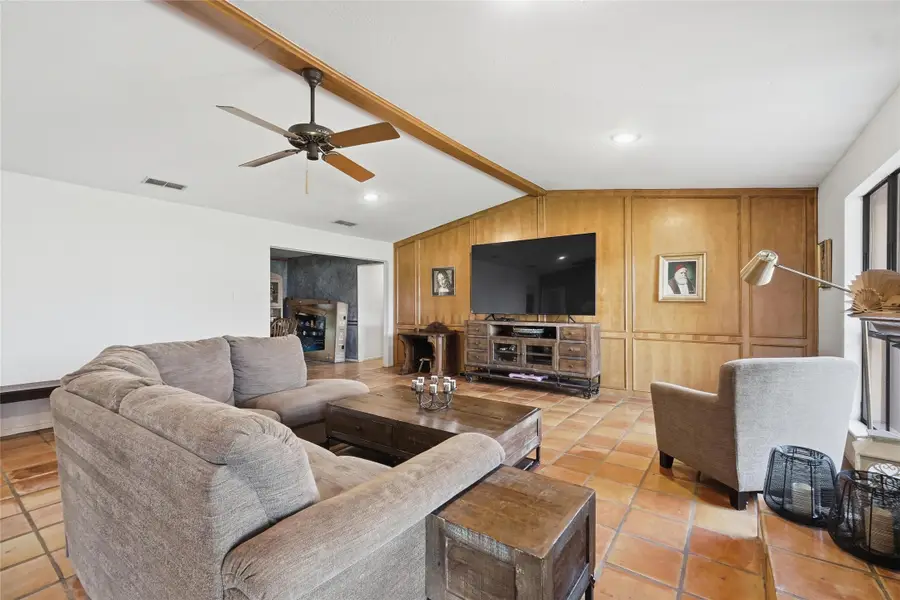 3218 Woodlake Drive, Abilene, TX 79606 - #3