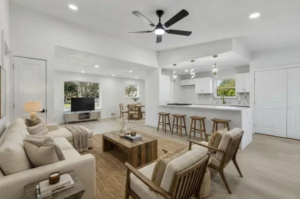 6858 Freemont Street, Dallas, TX 75231