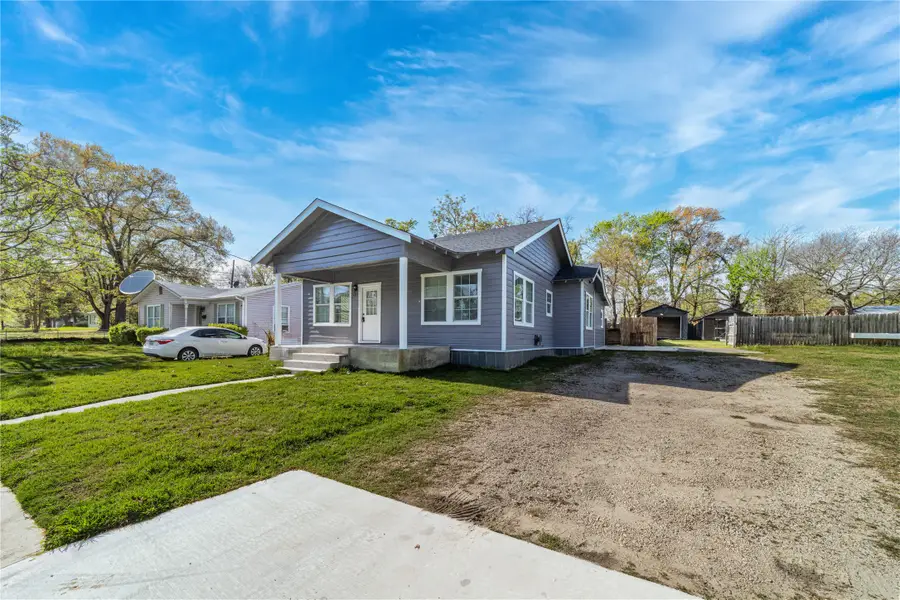 1014 Sycamore Avenue, Corsicana, TX 75110 - #2