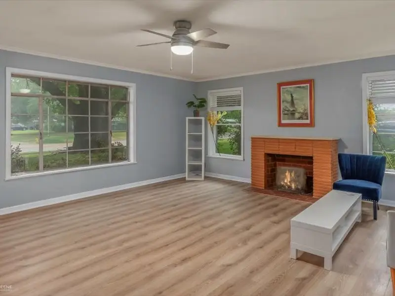 5812 Fern Avenue, Shreveport, LA 71105 - #3