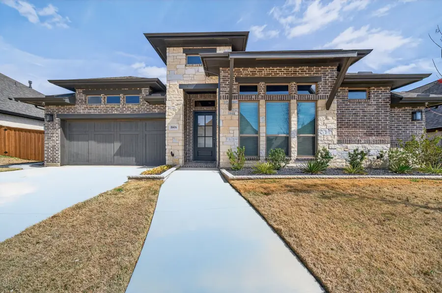 10416 Gray Hills Drive, Fort Worth, TX 76126 - #2