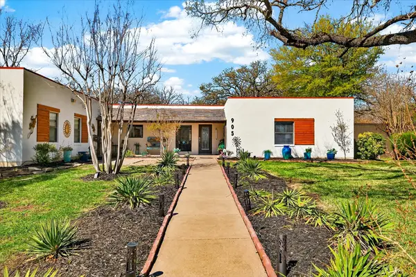 905 Lynhurst Lane, Denton, TX 76205