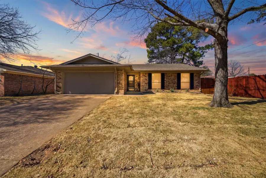 1901 Paula Drive, Denison, TX 75020 - #2
