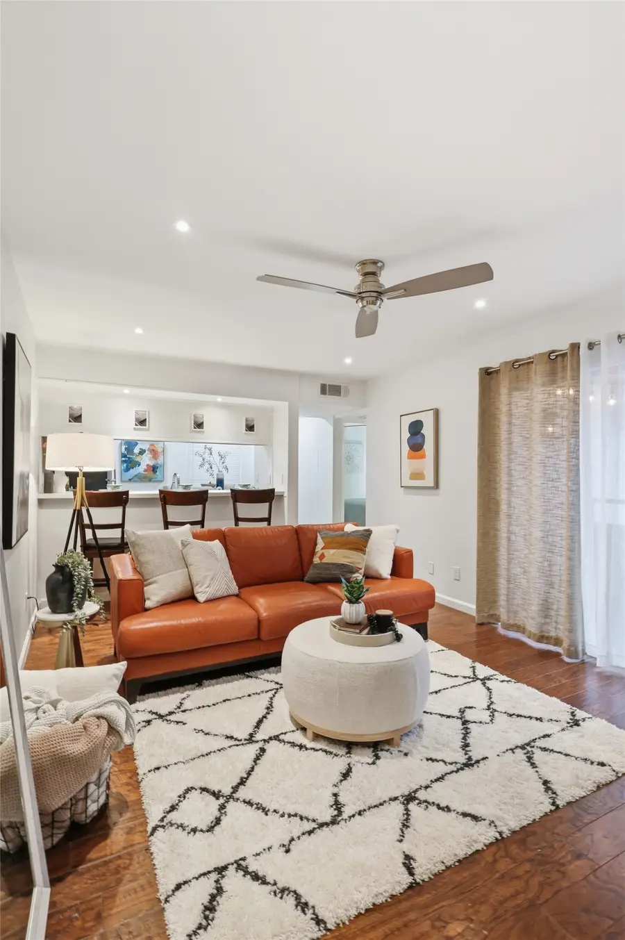 4347 Dickason Avenue #214, Dallas, TX 75219 - #2