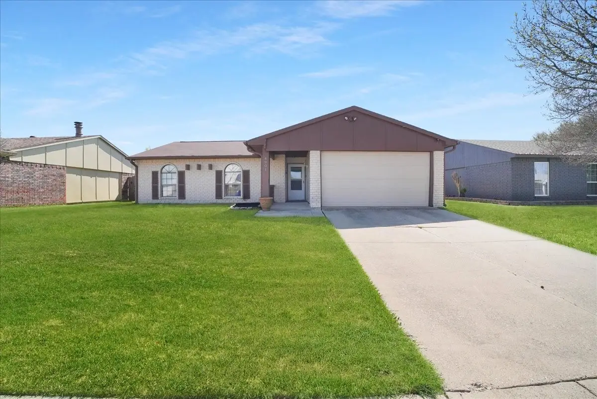 4901 Ward Drive, The Colony, TX 75056 - #1