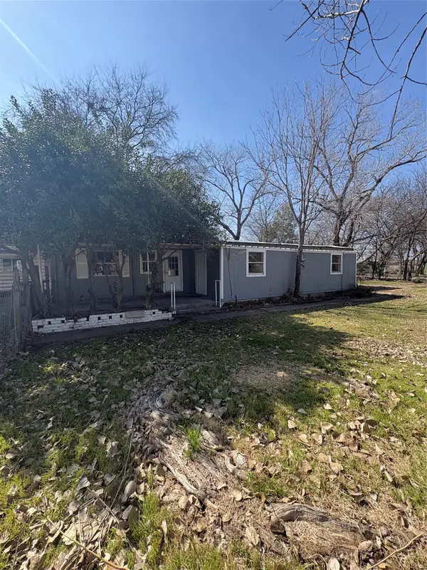 207 N Pearl Street, Whitney, TX 76692