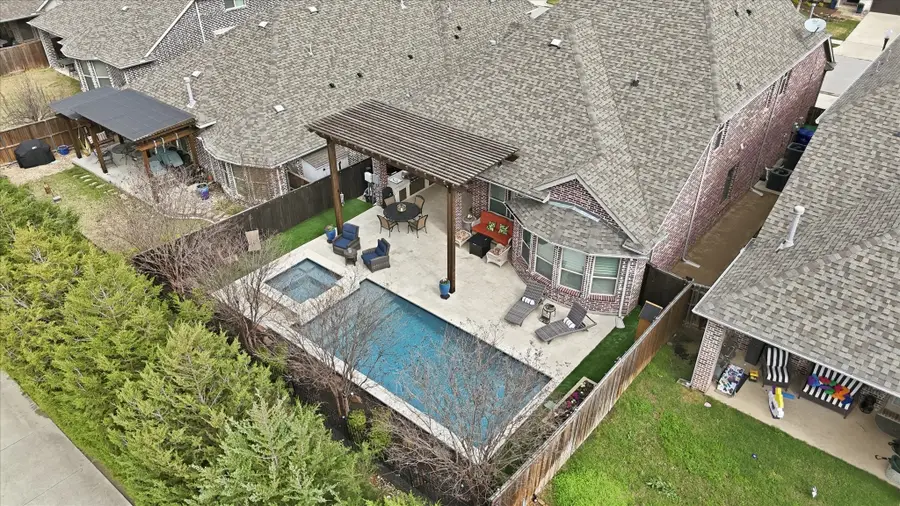 2352 Stallion Street, Carrollton, TX 75010 - #3