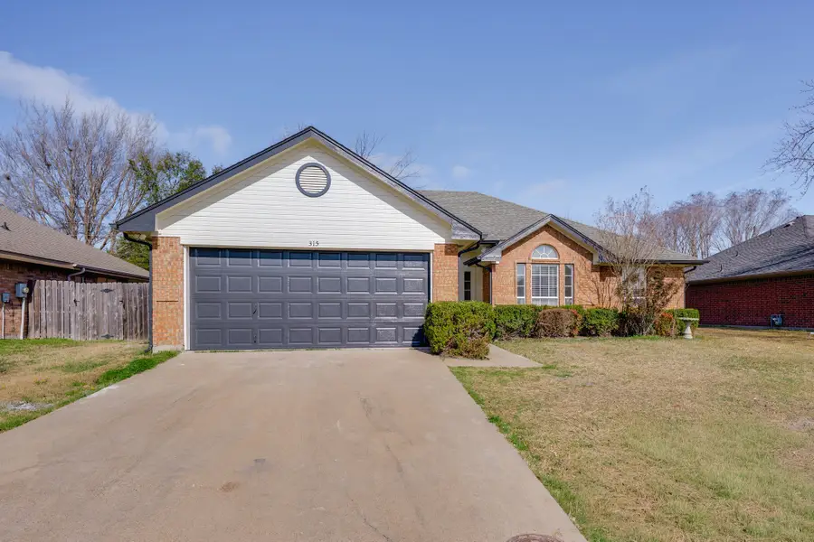 315 Myrtle Avenue, Waxahachie, TX 75165 - #2