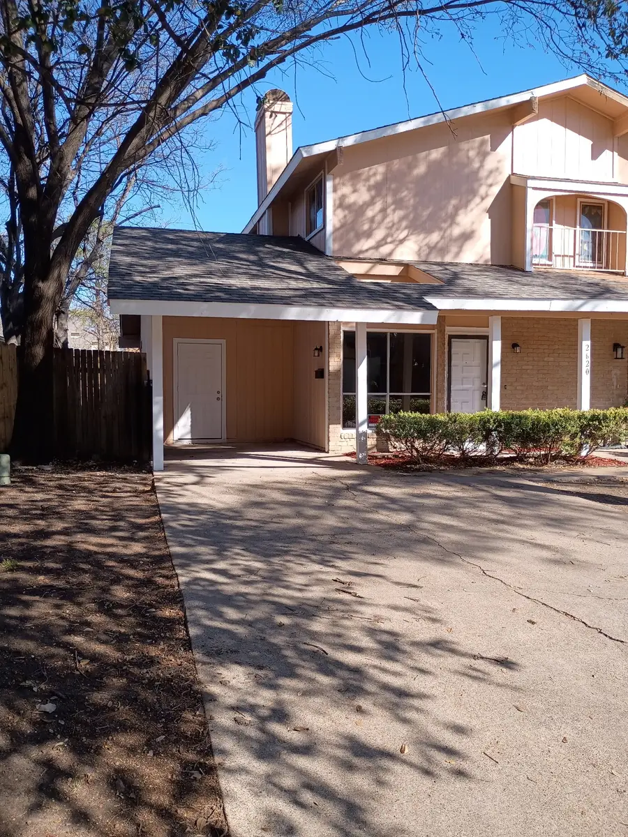 2620 Santa Barbara Drive, Grand Prairie, TX 75052 - #2