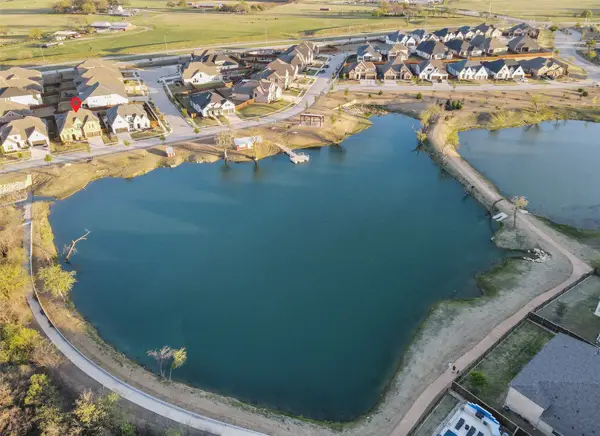 1036 Cabinside Drive, Roanoke, TX 76262