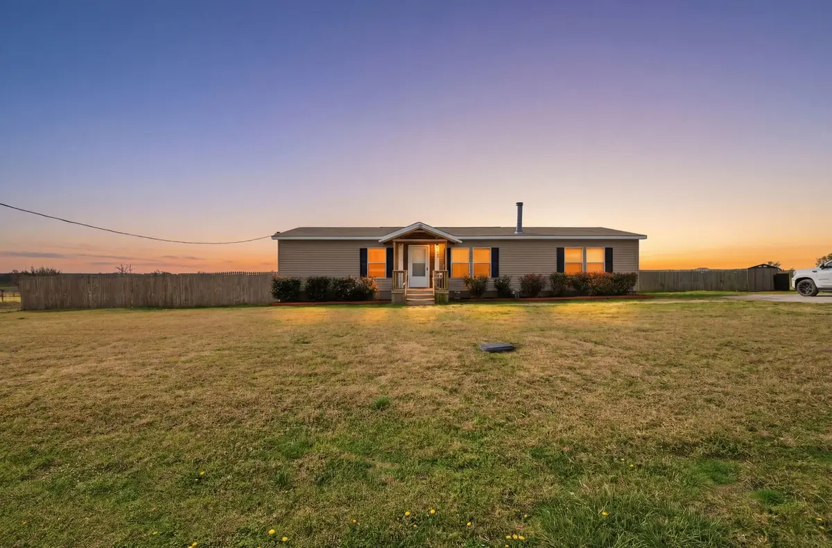 650 Lone Star Road, Whitesboro, TX 76273 - #1