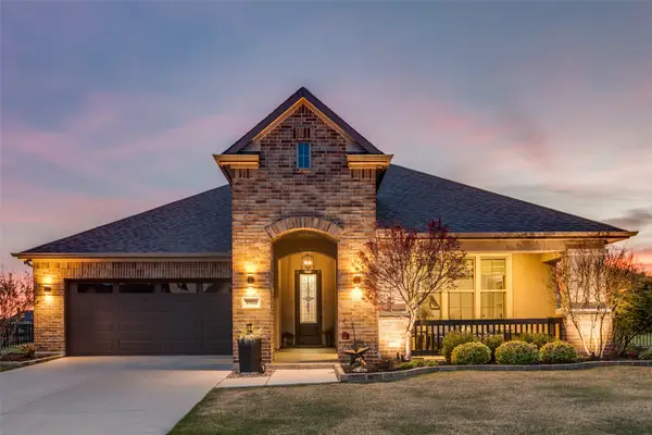 9900 Silver Rock Way, Denton, TX 76207