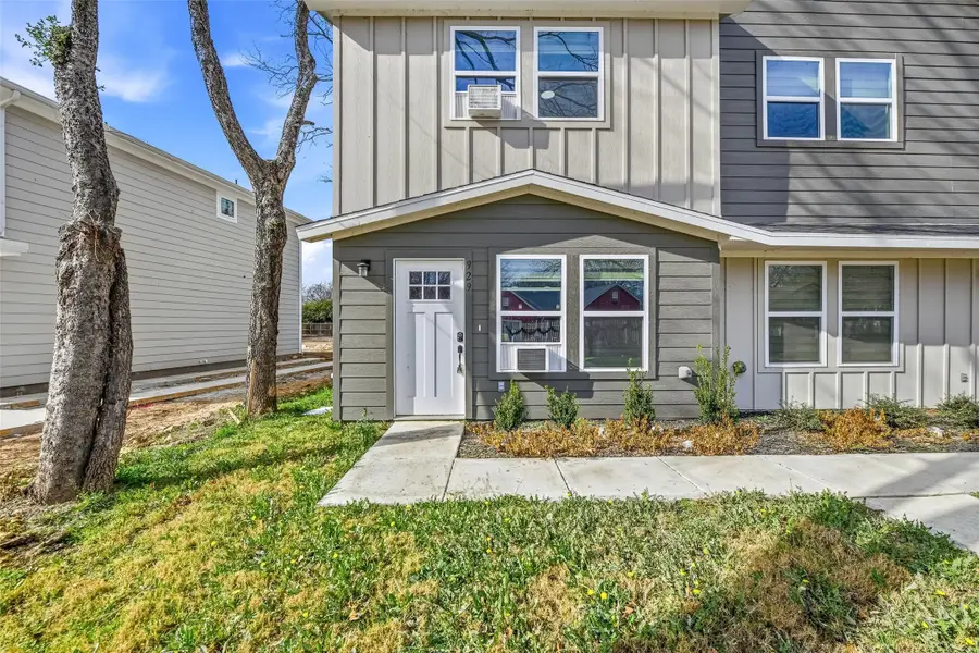 931 & 933 River Rd, Fort Worth, TX 76114 - #2