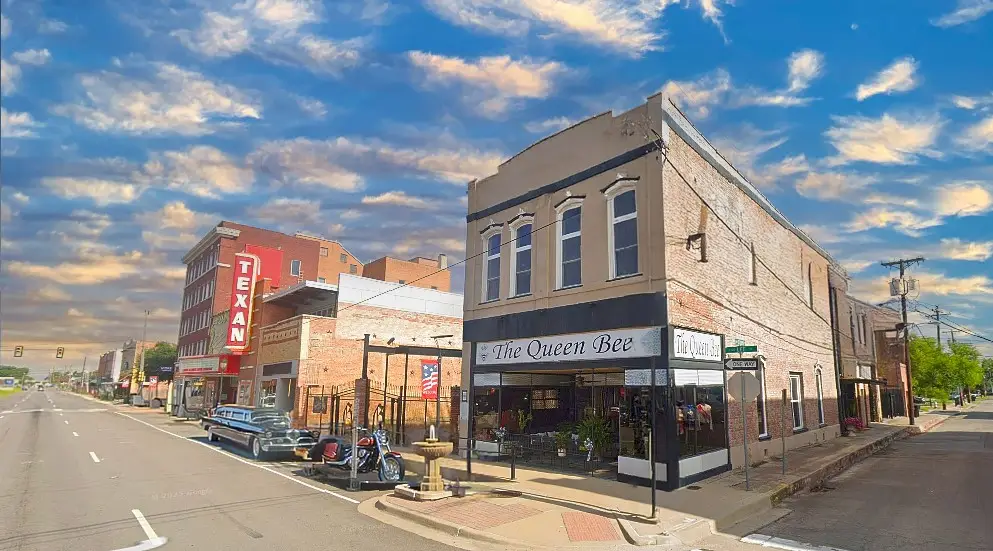 2702 Lee Street, Greenville, TX 75401 - #1