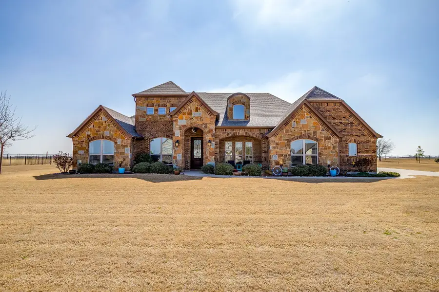 8613 Tuscan Way, Godley, TX 76044 - #2